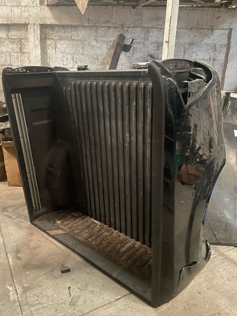CAJA BATEA NISSAN NP300/FRONTIER 2016 AL 2020 USADA ORIGINAL