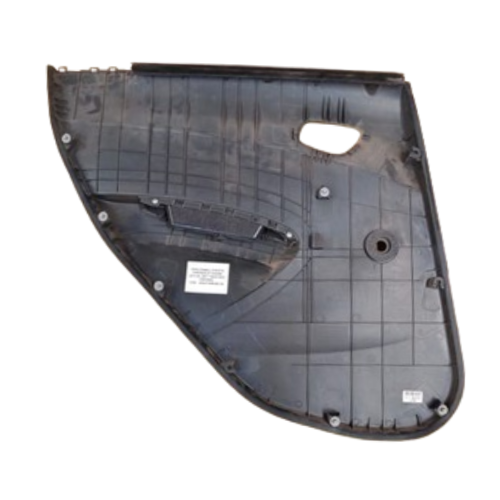 TAPA (PANEL) PUERTA CHEVROLET SPARK 2011 AL 2017/ BEAT 2018 AL 2021 TRAS DER DESMONTADO ORIGINAL COD. ASU71608-68726