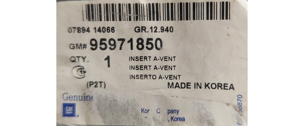 REJILLA VENTILACION CHEVROLET AVEO 2008 AL 2018/ SONIC 2012 AL 2017/ PONTIAC G3 2009 AL 2010 P/CARROCERIA TRAS ORIGINAL GM COD. 95971850