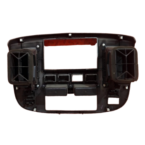 MOLDURA TABLERO (RADIO) NISSAN URVAN  2008 AL 2012 C/REJILLA P/AIRE S/CONTROL CLIMA INT CENT DEL DESMONTADO ORIGINAL COD. 68260-VZ00A
