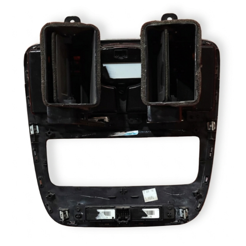 MOLDURA TABLERO CHRYSLER TOWN & COUNTRY 2008 AL 2016/ DODGE GRAND CARAVAN 2008 AL 2020 C/RELOJ C/REJILLAS C/BOTON LUZ INTERMITENTE/MODO ECON/CONTROL DE ESTABILIDAD INT CENT DEL DESMONTADO ORIGINAL COD. 1PE40TRMAA