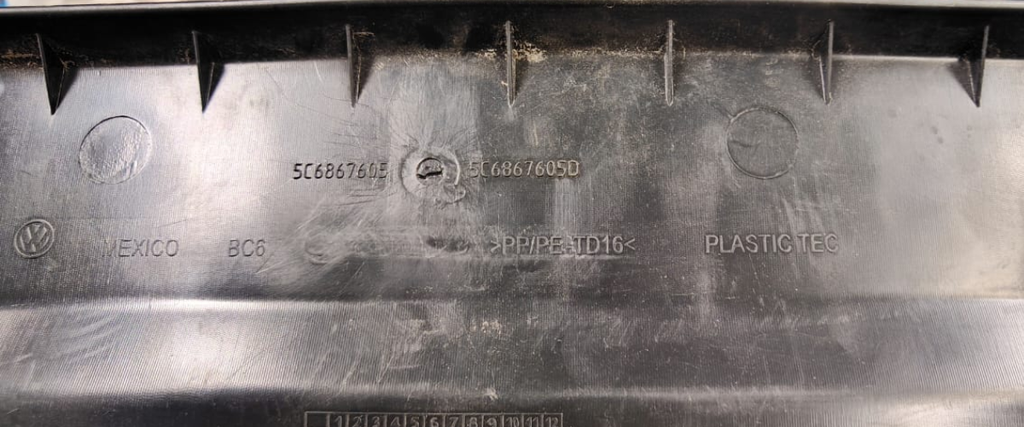 TAPA (MALETERO) VOLKSWAGEN JETTA 2011 AL 2018 NEG INT DESMONTADO ORIGINAL COD. 5C68676059B9