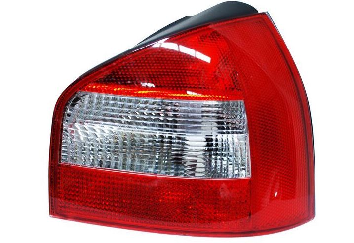 CALAVERA AUDI A3 2001 AL 2003 DER TYC *G