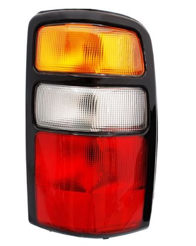 CALAVERA CHEVROLET SUBURBAN/ SONORA 2000 AL 2006 F/NEG DER TYC