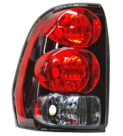 CALAVERA CHEVROLET TRAIL BLAZER 2002 AL 2009 IZQ TYC