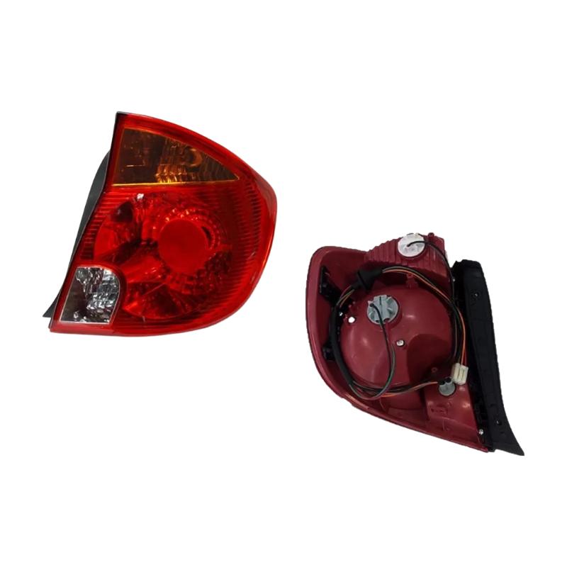 CALAVERA DODGE VERNA  DE 2004 AL 2006 3/5 PTAS C/ARNES C/FOCOS DER ORIGINAL S/EMP  (8071) EX+