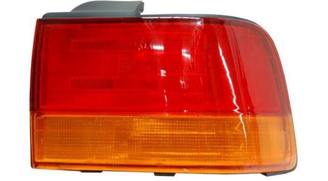 CALAVERA HONDA ACCORD DE 1992 AL 1993 4 PTAS ROJO/AMBAR S/ARNES EXT DER  (9608) EX+