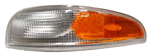 CUARTO FRONT CORVETTE 97-04 IZQ TYC