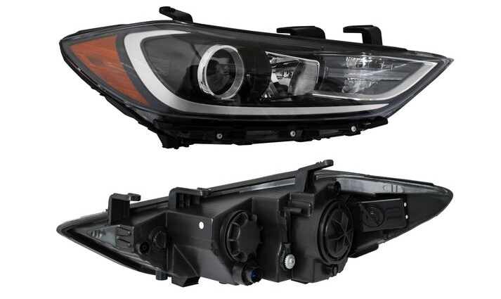 FARO HYUNDAI ELANTRA 2017 AL 2018 P/XENON DER TYC