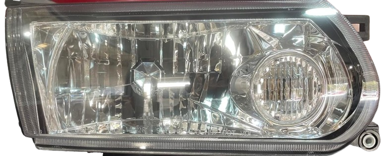 FARO NISSAN TSURU III 2005 AL 2016 C/OJO BCO DER TYC