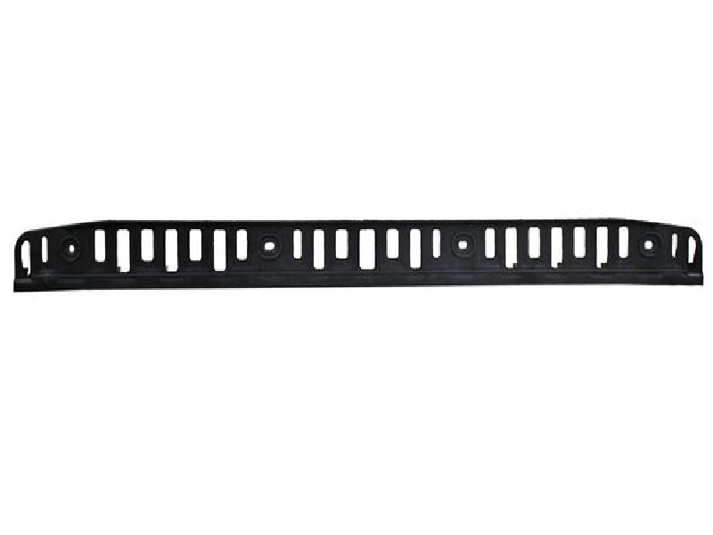 GUIA FASCIA (DEFENSA) VOLKSWAGEN BORA 05-10 TRAS CENT TW