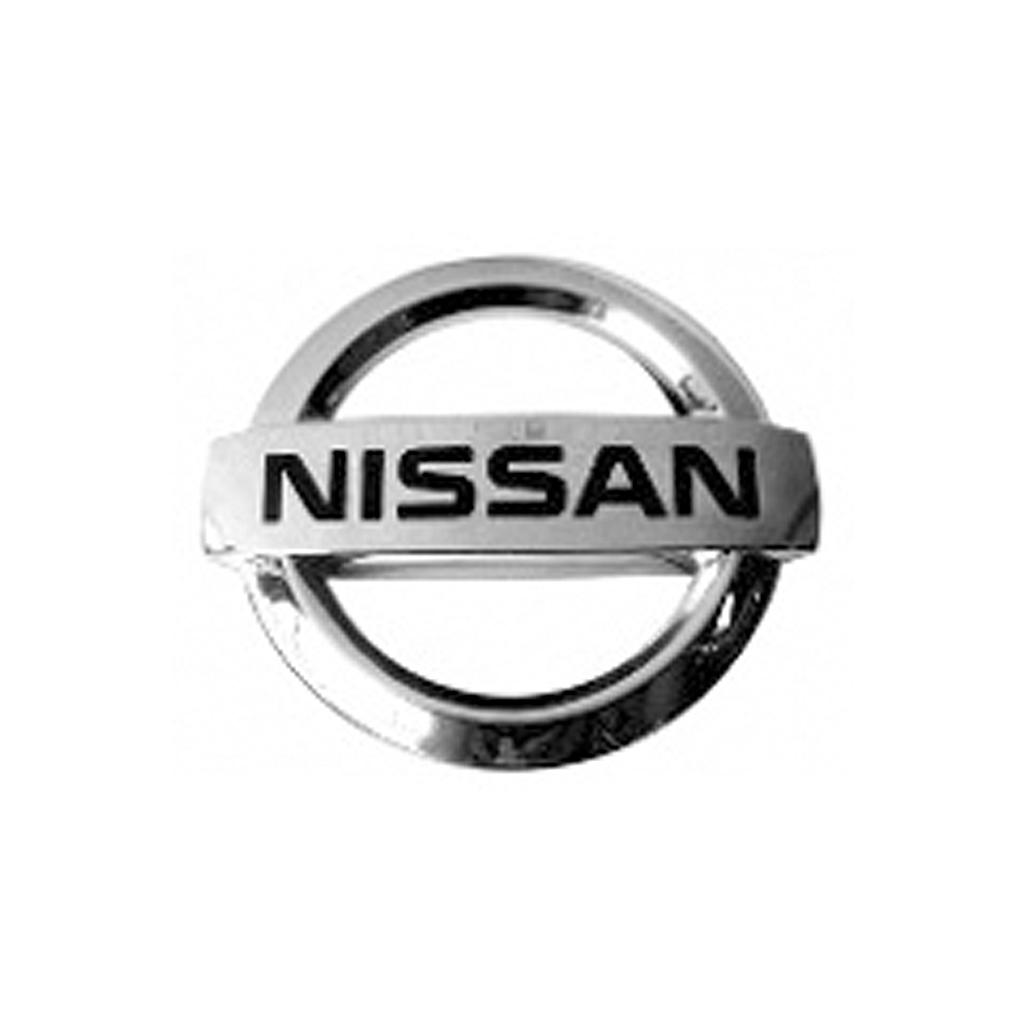 INSIGNIA ORIGINAL PARRILLA NISSAN TSURU III DE 2000 AL 2003 5.5 X 8 CM ( 6EMN)