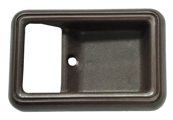 [NIPUMAINBCLR] MANIJA INT NISSAN PU 720 80-93 BISEL PLAST CAFE IZQ/DER TW