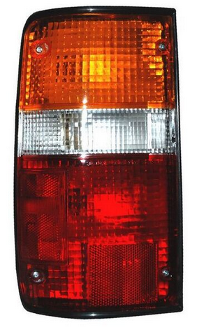 MICA DE CALAVERA TOYOTA PU DE 1989 AL 1995 LISA IZQ HGO (1020098)