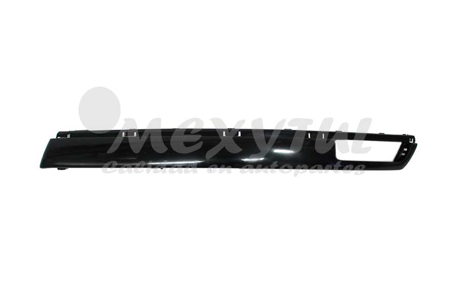 MOLDURA DEFENSA VOLKSWAGEN PASSAT DE 2001 AL 2005 P/CUARTO LISA TRAS IZQ (8787)
