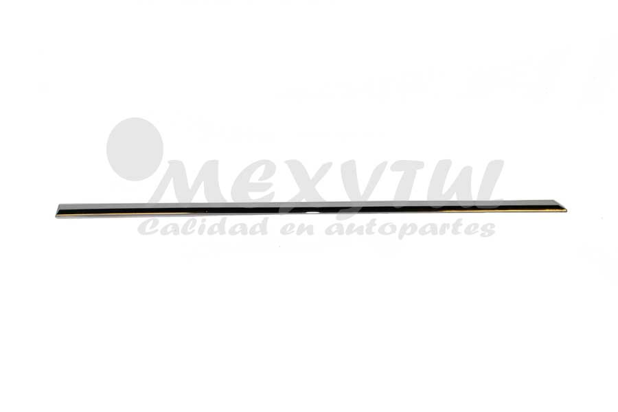 MOLDURA PUERTA VOLKSWAGEN PASSAT DE 2006 AL 2010 CROM TRAS IZQ (11376)