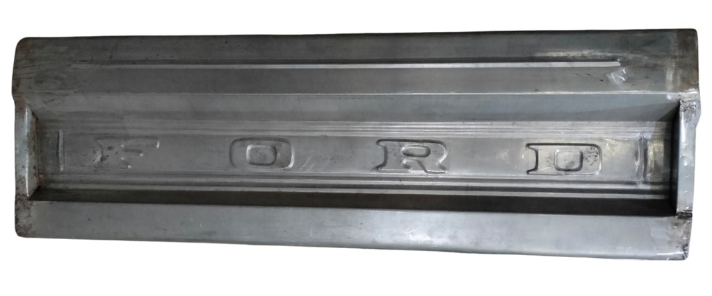 [TBFO-PU67-3] TAPA BATEA FORD PU 73-79 C/LETRAS FORD C/HERRAJES S/MANIJA  (120996)