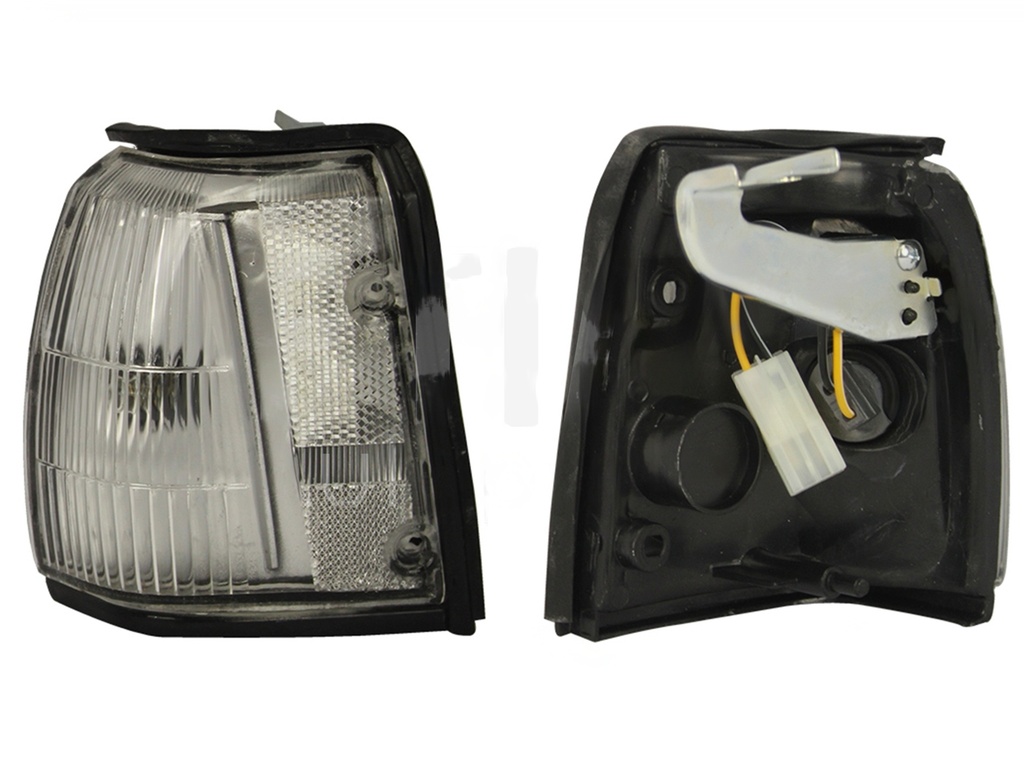 CUARTO ESQUINA (PUNTA) NISSAN TSURU II 1988 AL 1989 CUARTO ESQ IZQ BLANCO C/ARNES HGO N4