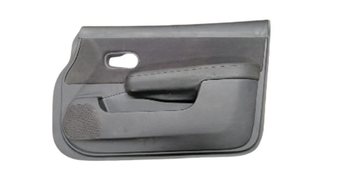 TAPA PUERTA NISSAN TIIDA 2004 AL 2013 DEL DER USADA ORIGINAL D-2