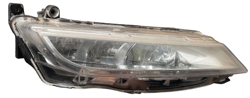 FARO AUX (NIEBLA) SEAT LEON FR 2017 AL 2020 LEDS IZQ DESMONTADO
