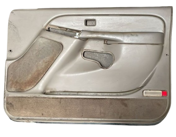TAPA (PANEL) PUERTA CHEVROLET SUBURBAN 2001 AL 2005 DEL DER USADO