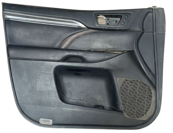 TAPA (PANEL) PUERTA TOYOTA HIGHLANDER 2014  AL 2016  DEL IZQ ORIGINAL USADO