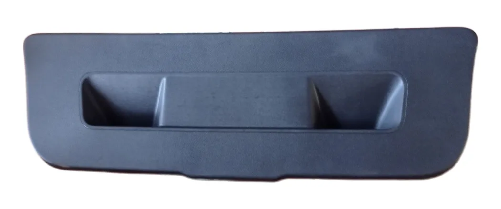 MOLDURA INT CAJUELA VOLKSWAGEN VENTO 2014 AL 2020 TRA USADA  ORIGINAL
