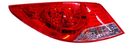 [DOATT12CALHG4L] CALAVERA DODGE ATTITUDE DE 2012 AL 2014 C/ARNES IZQ HGO  (121620) N4