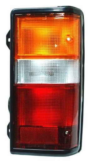 [11-1698-00-6B] CALAVERA NISSAN URVAN 2000 AL 2001 C/ARNES DER TYC *R