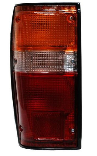 [11-1375-00-6B] CALAVERA TOYOTA PICK UP 1984 AL 1988 PINT C/ARNES IZQ TYC *R