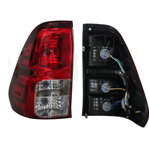 [11-C962-05-2B] CALAVERA TOYOTA HILUX 2016 AL 2024 CLARA C/ARNES IZQ TYC