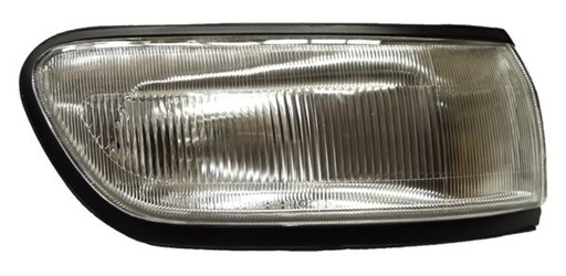 [315-1521R] CUARTO ESQUINA (PUNTA) NISSAN STANZA 90-92 BCO DER TYC TW