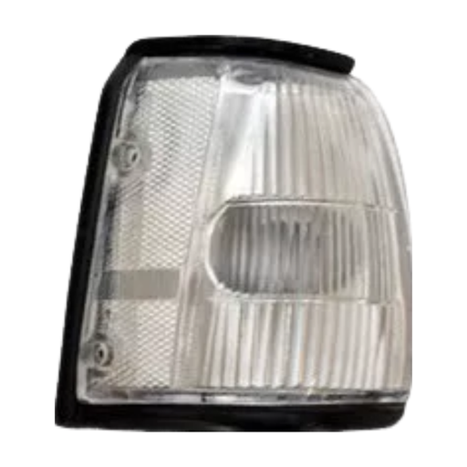 [NITSU90CUEBCNR] CUARTO ESQUINA (PUNTA) NISSAN TSURU II DE 1990 AL 1991 BCO F/NEG DER HGO