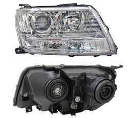 [SUGRA09FARTYR] FARO SUZUKI GRAND VITARA 09-17 C/CUARTO BCO FONDO CROM DER TYC (11191)