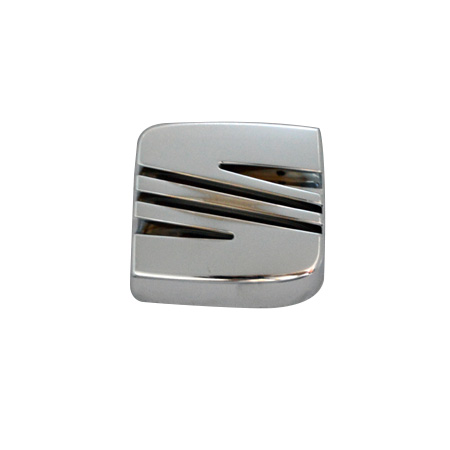 [SEVOLINPA] INSIGNIA ORIGINAL SEAT IBIZA / LEON / CORDOBA DE 2009 AL 2015 LOGO PARRILLA CROM ( SE-001)