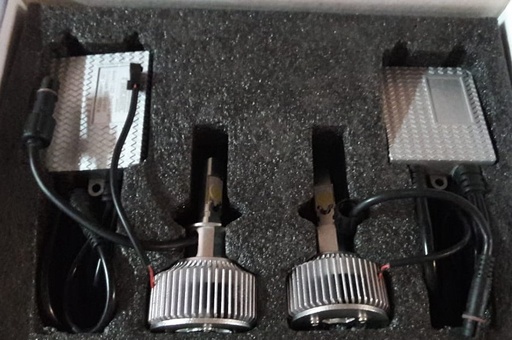 [FFC00202] KIT FOCOS XENON PERFORMANCE C/BALASTRA 12V 35W 4800LM ALUM