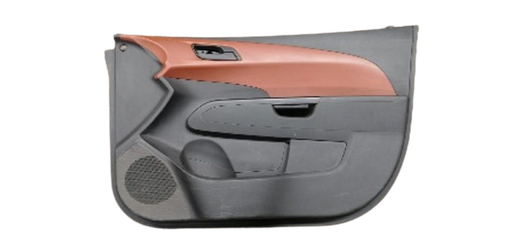 [AUB86329] TAPA PUERTA CHEVROLET SONIC 2012 AL 2018 C/MANIJA INT C/CONTROL DE SEG ELECT DEL DER USADA ORIGINAL D-3