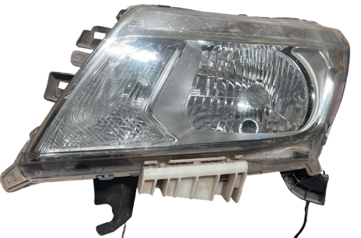 [FANI-NP16-FC2US] FARO NISSAN NP300/ FRONTIER 2016 AL 2020 F/CROM IZQ USADO