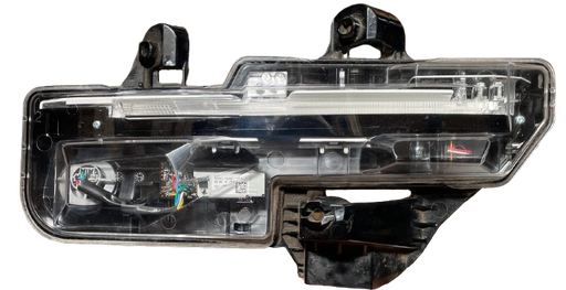 [FAMA-3020-L2ORUS] FARO AUX (NIEBLA) MAZDA CX30 DE 2020 AL 2022 LEDS IZQ ORIGINAL USADO
