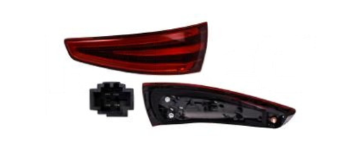 [CAAU-Q213-CL1] CALAVERA AUDI Q3 2013 AL 2015 C/LEDS DER DEPO